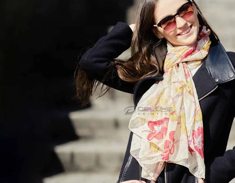 Neck Scarf Paris Image