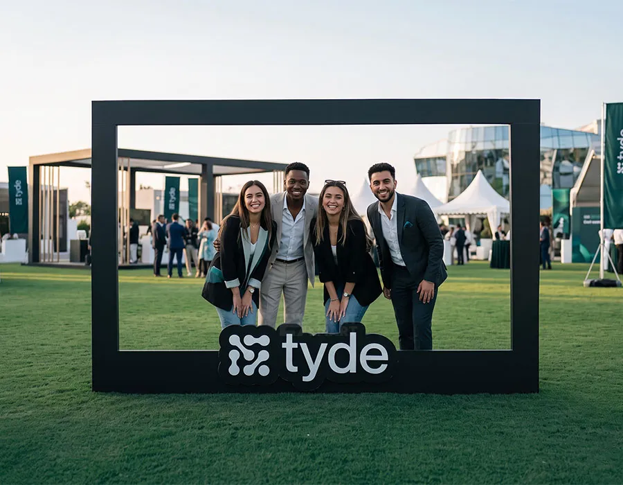 Walk In Frame printing Dubai Third Image
