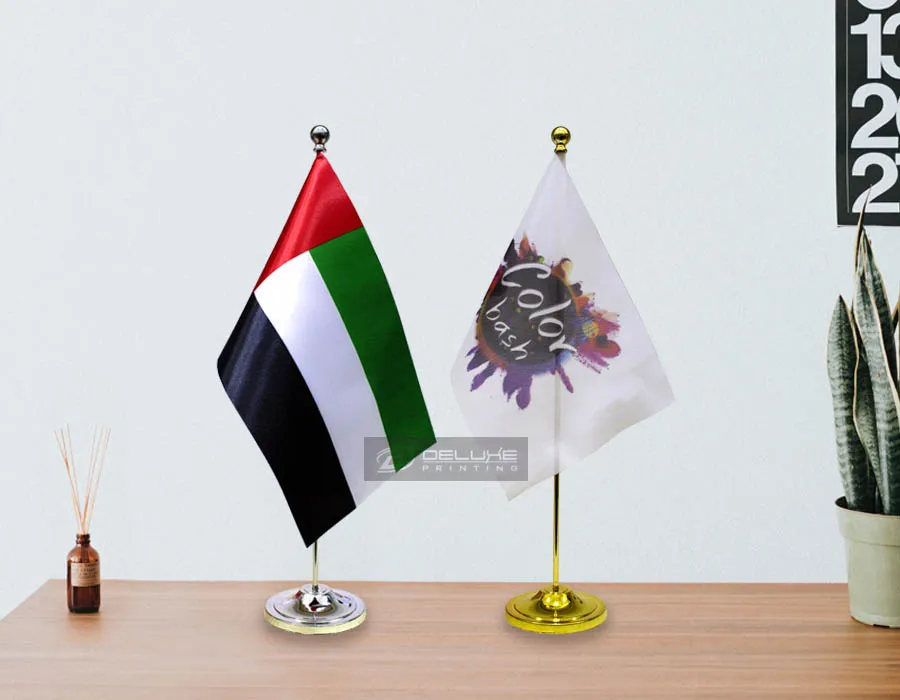 Table Flag Knitted Polyester and Satin Dubai Image