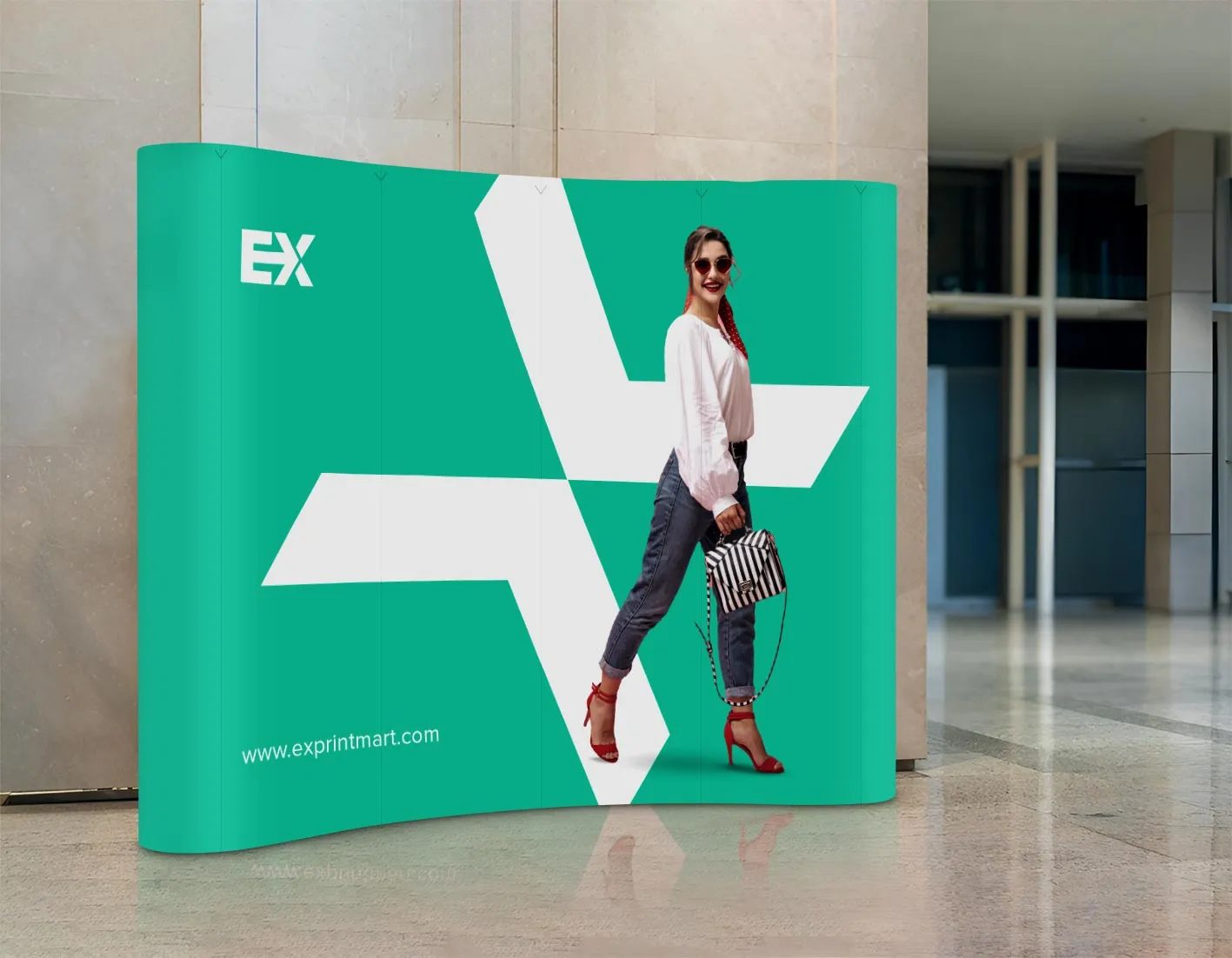 Curved Popup Banner Dubai