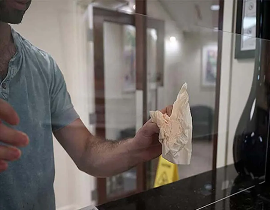 Sneeze Protector Screen Cleaning Dubai